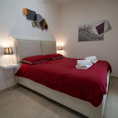 Private For Couple Into Centre Near Amalfi Coast & Salerno's Attactions Salerno